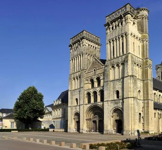 Cosy Neuf Sur Le Port De Plaisance De *